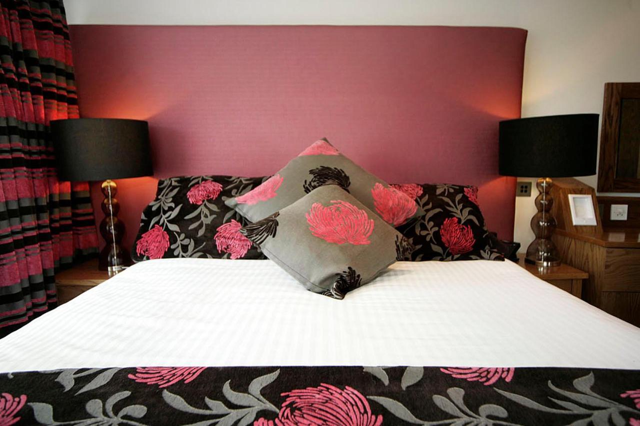 Oxwich Bay Hotel Swansea Eksteriør bilde